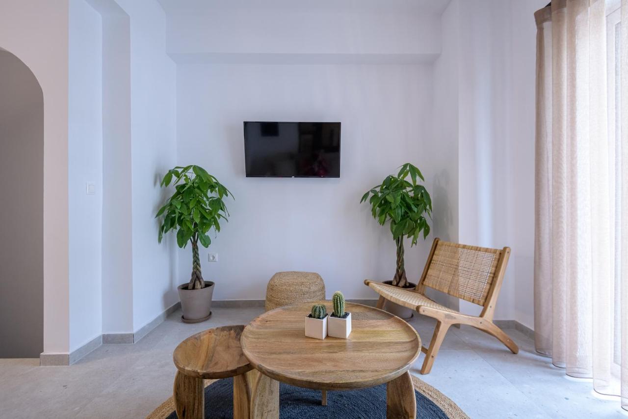 Suites 33 Кос Екстериор снимка