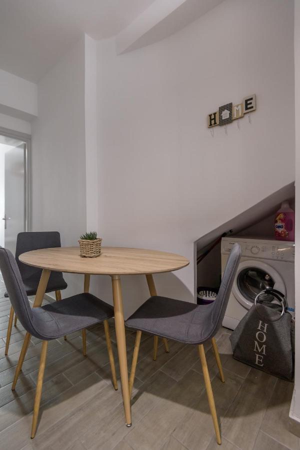 Suites 33 Кос Екстериор снимка