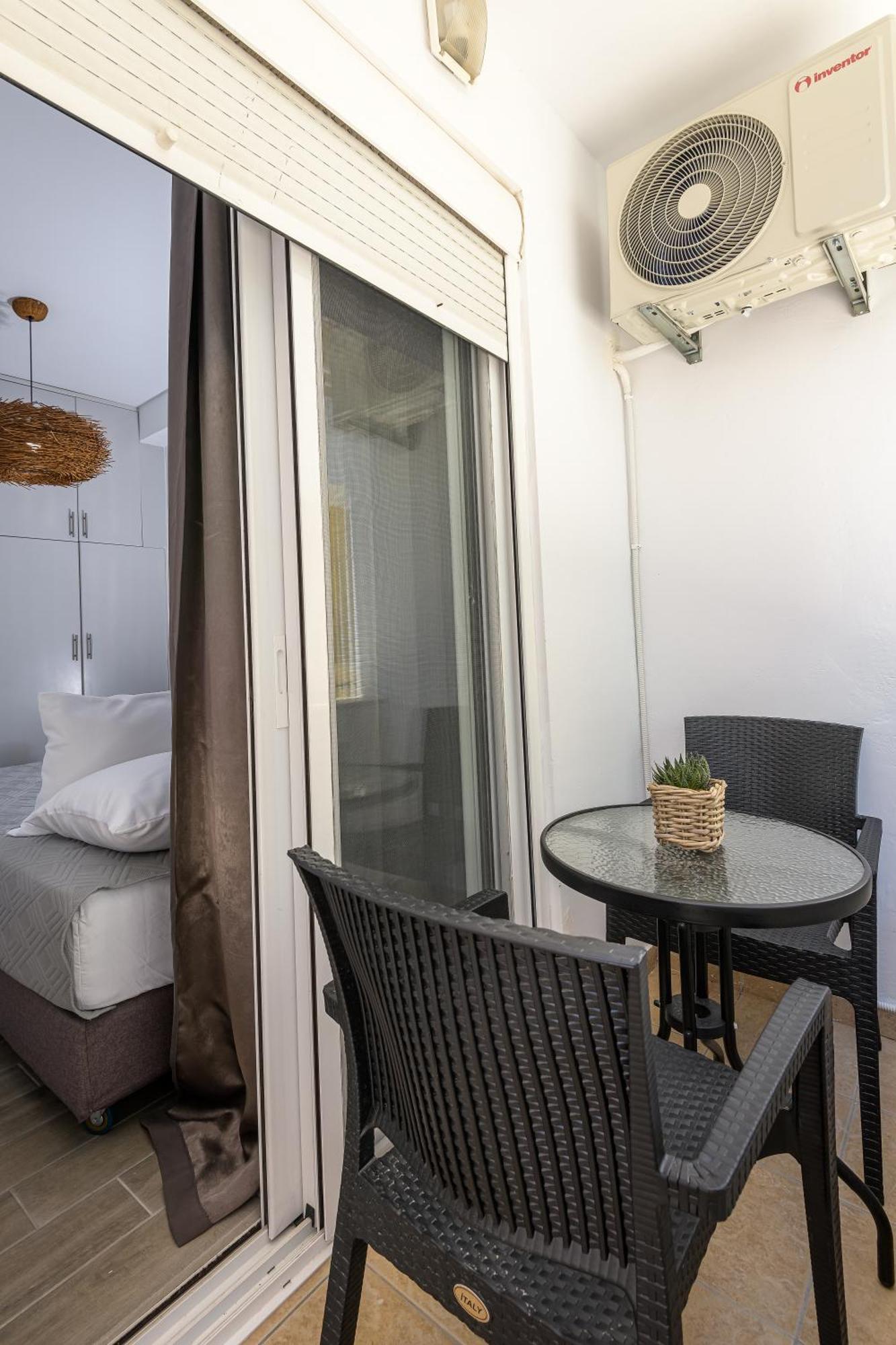 Suites 33 Кос Екстериор снимка